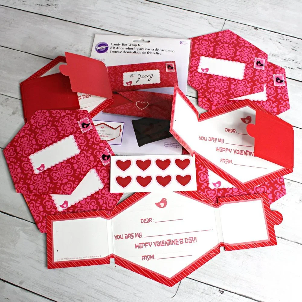 Wilton Candy Bar Wrap Kit Valentine's Day Wedding Party Favor Wrappers